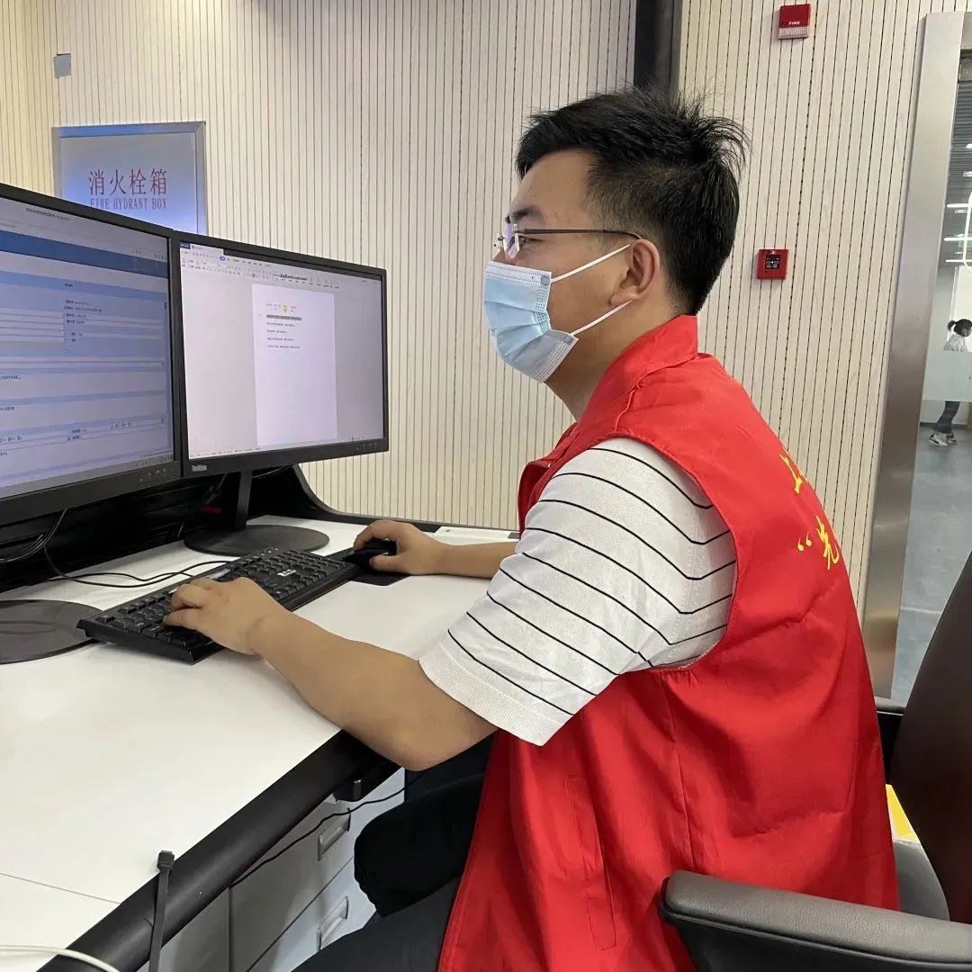 详细阅读:宣威最新上海医保局24小时在线咨询方法分析(最方便真实的宣威上海医保局24小时在线咨询平台方法) 宣威最新上海医保局24小时在线咨询方法分析(最方便真实的宣威上海医保局24小时在线咨询平台方法)